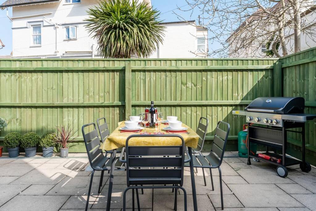 Rockmount Court Apartment Bournemouth Ngoại thất bức ảnh
